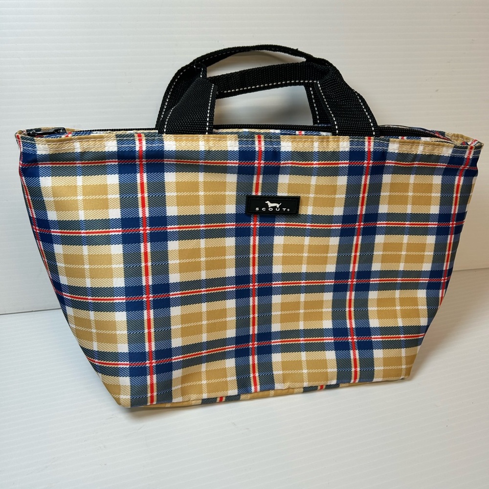 SCOUT Kilted Age Plaid Nooner Lunch Box Insulated Lunch Bag With Zip Closure
